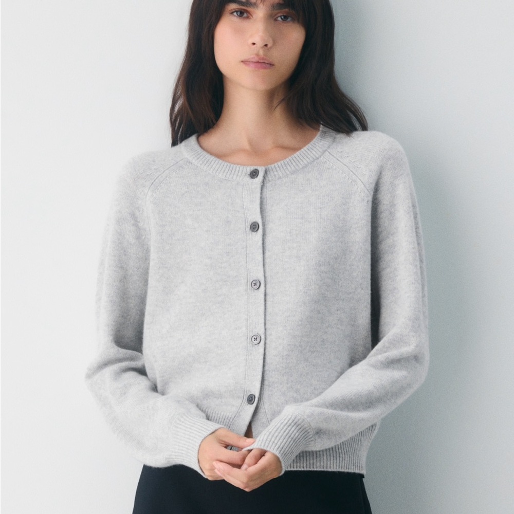 ARITZIA London Wool Cashmere Cardigan